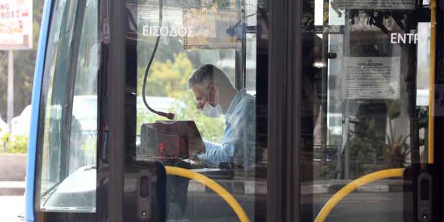 ΟΕΛΜΕΚ: Ζητά ρεαλιστικές λύσεις για μείωση πληρότητας των λεωφορείων και αλλαγές ωραρίων